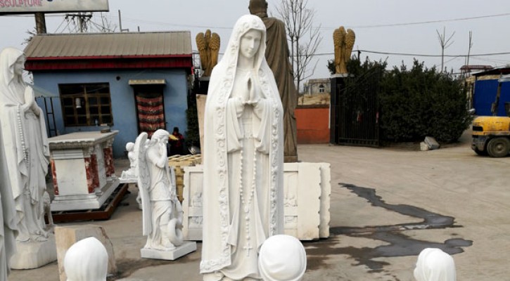 Outdoor blessed mother lady of fatima statue with three shepherd child catholic church lawn statues for sale TCH-64