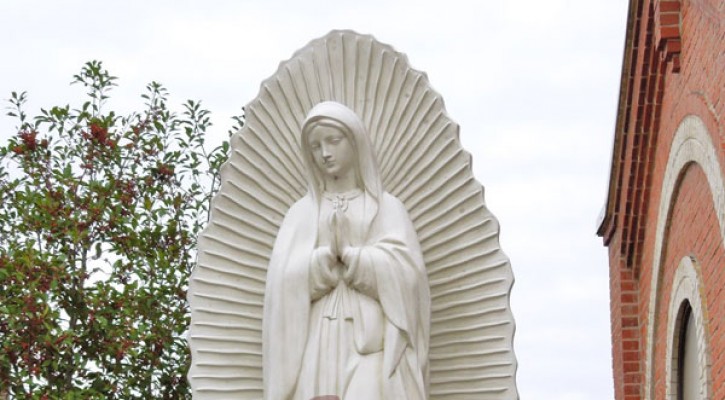 Buy religious church lawn decor white marble statue our lady of Guadalupe blessed virgin mary online TCH-199