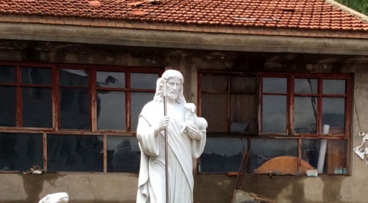Catholic religious garden statues of life size good shepherd Jesus for sale TCH-17