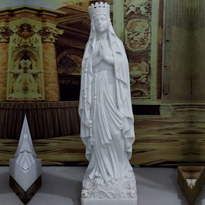 Crowned blessed mother lourdes rosary outdoor religious garden statues for sale