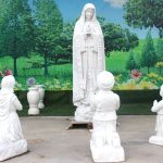 Our Lady of Fatima with Three Shepherd Children Statue factory supplier