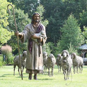 Bronze religious lawn statues of the good shepherd jesus with lambs group sculptures for sale