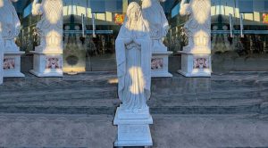 virgin Mary marble statue -Trevi sculpture.