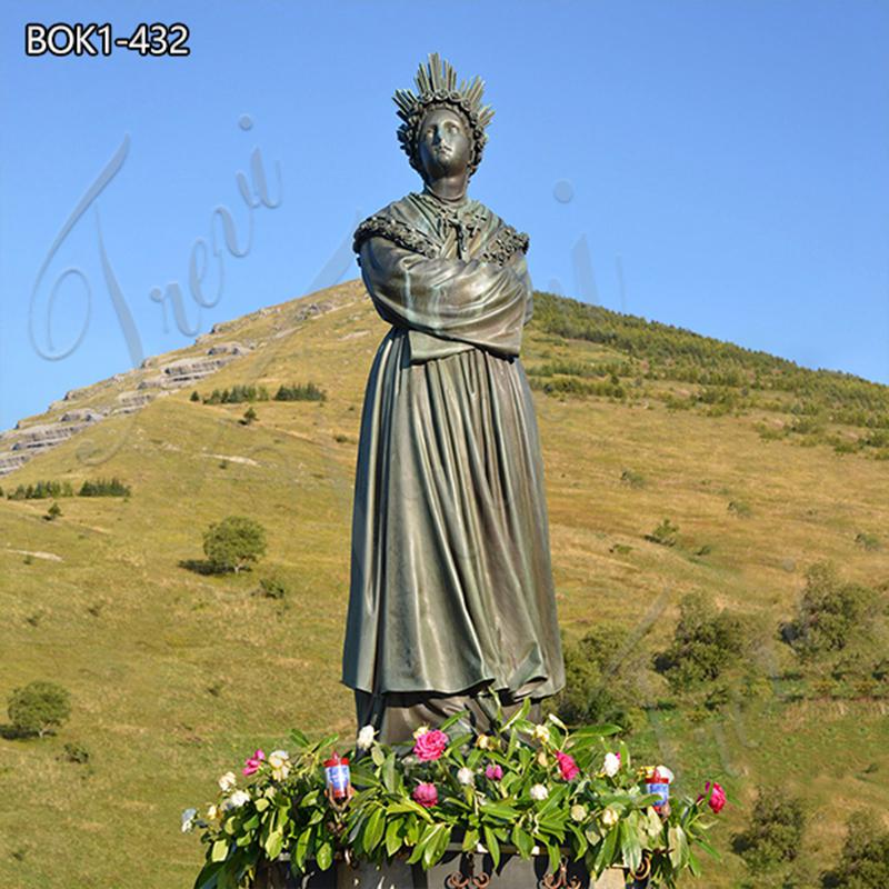 La Salette statue