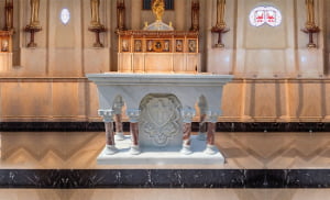Catholic White Marble Church Altar with red columns for sale