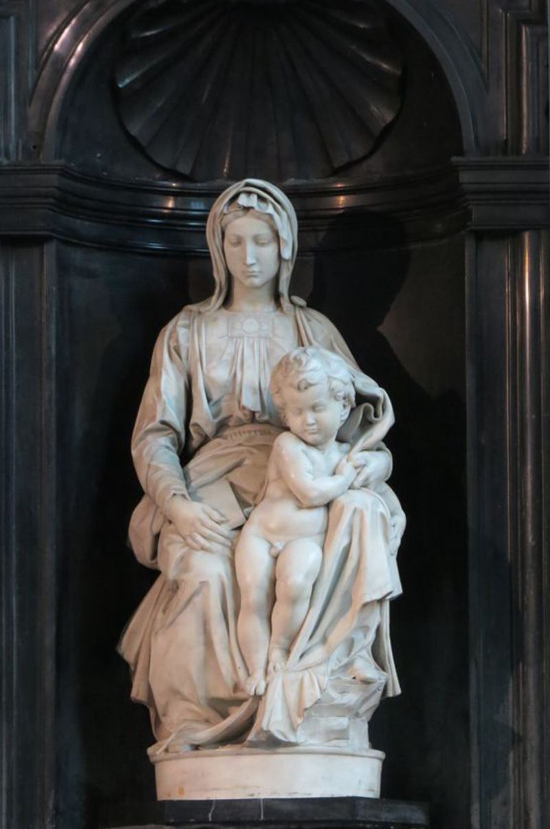 Our-Lady-of-Madonna-and-Child-Statue