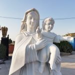 Virgin Mary with Children Statue detail